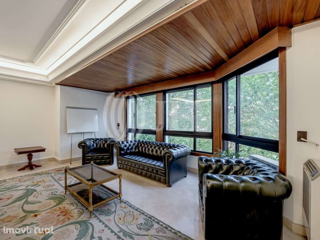 Apartamento T3 próximo da Praça de Espanha, em Lisboa - Grande imagem: 3/30