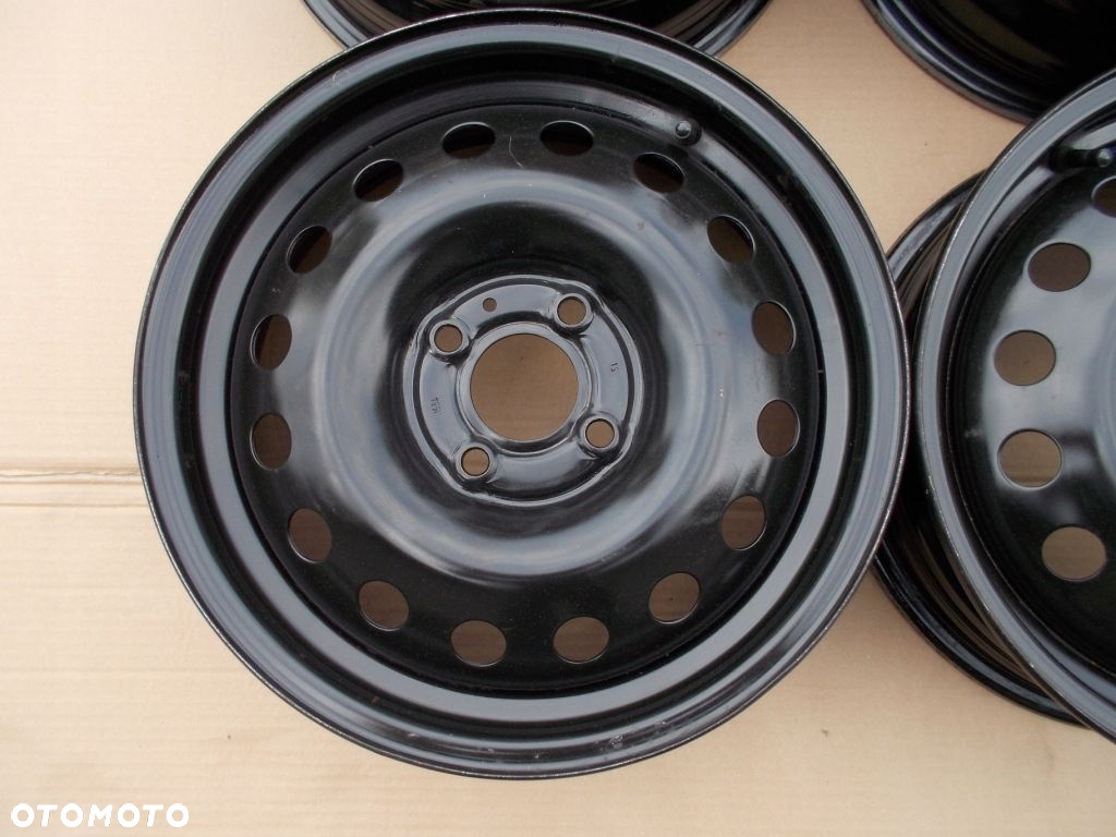 1x Felga 15 Nissan Micra K12 K13 5,5j 4x100 ET50 - 4