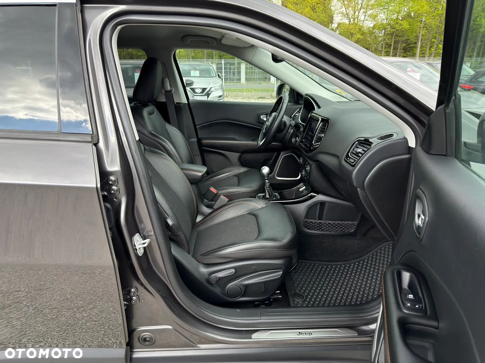 Jeep Compass 1.4 MultiAir Limited - 23