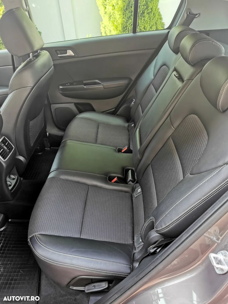 Kia Sportage 1.6 DSL 7DCT HP 4x2 Style - 10