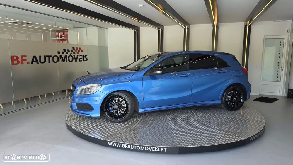 Mercedes-Benz A 180 d AMG Line - 14