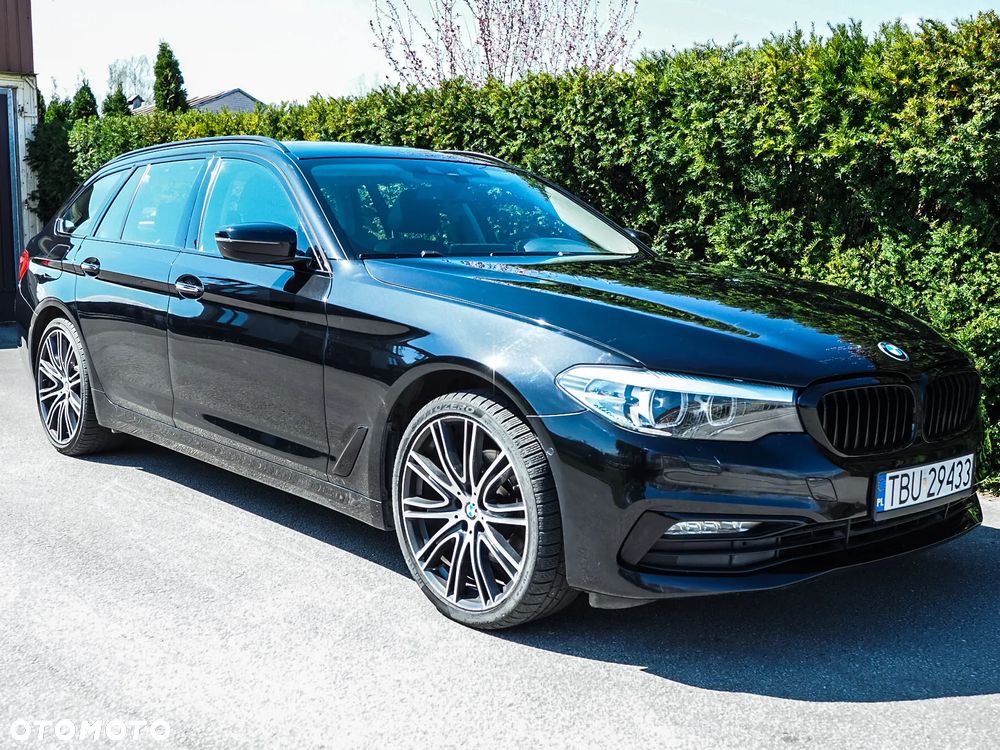 BMW Seria 5 520d xDrive Sport Line - 3