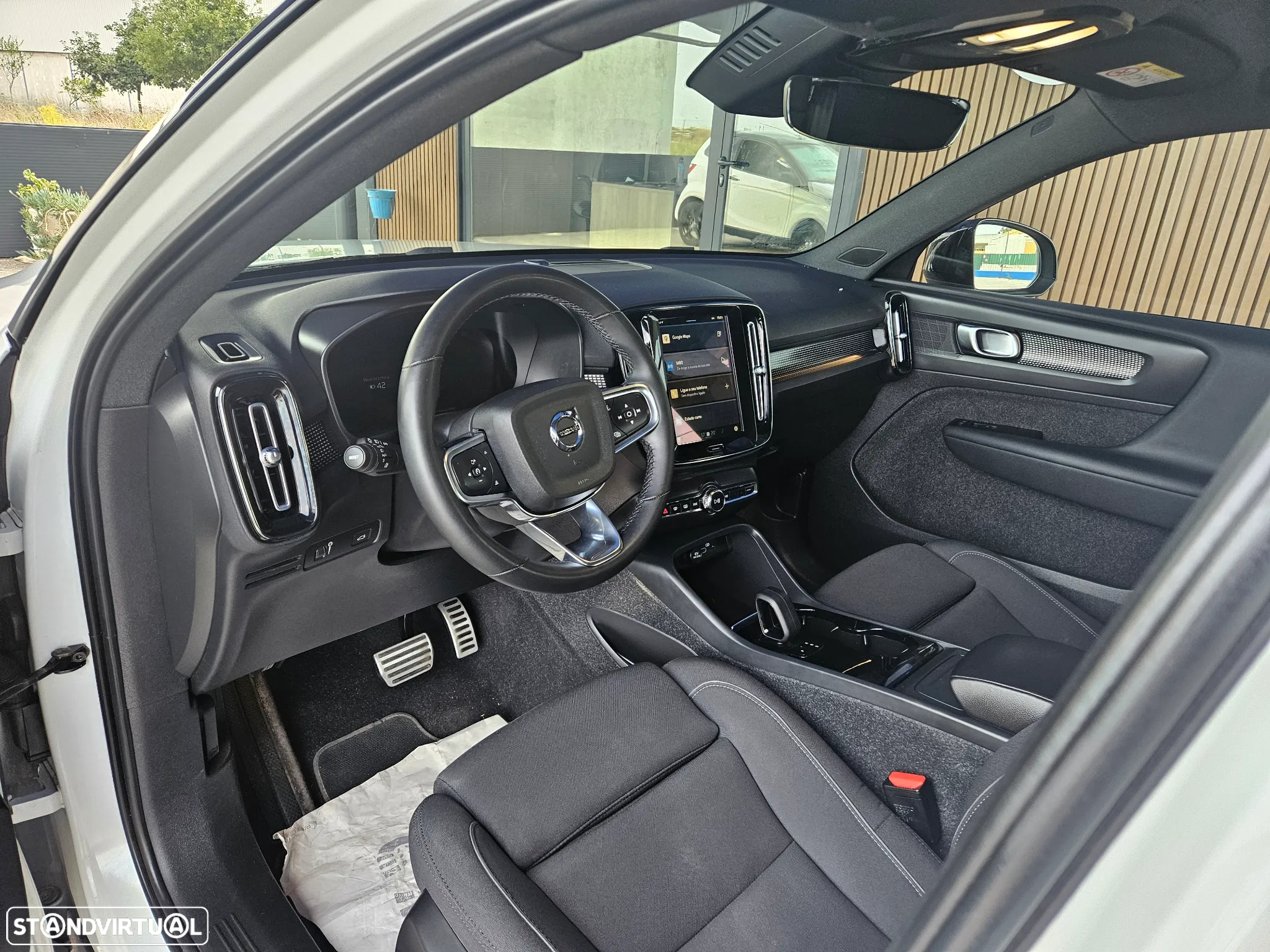 Volvo XC 40 Recharge Plus - 15