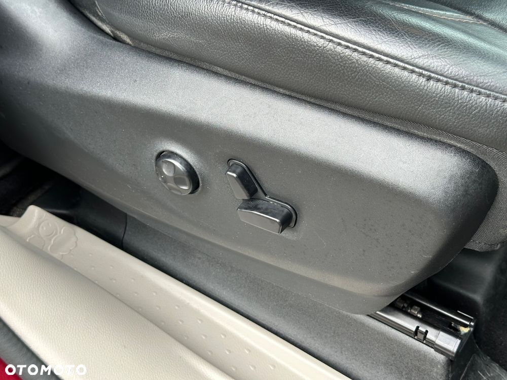 Chrysler Pacifica - 31