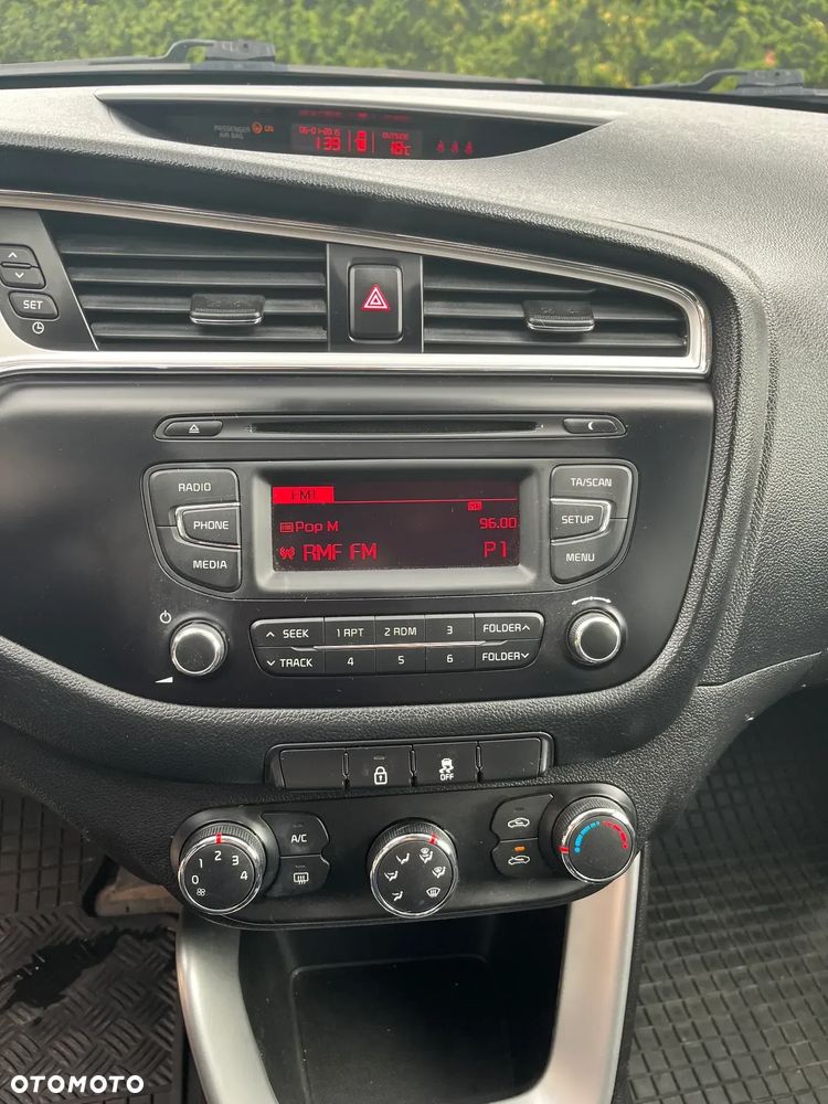 Kia Ceed Cee'd 1.4 CRDi S - 14
