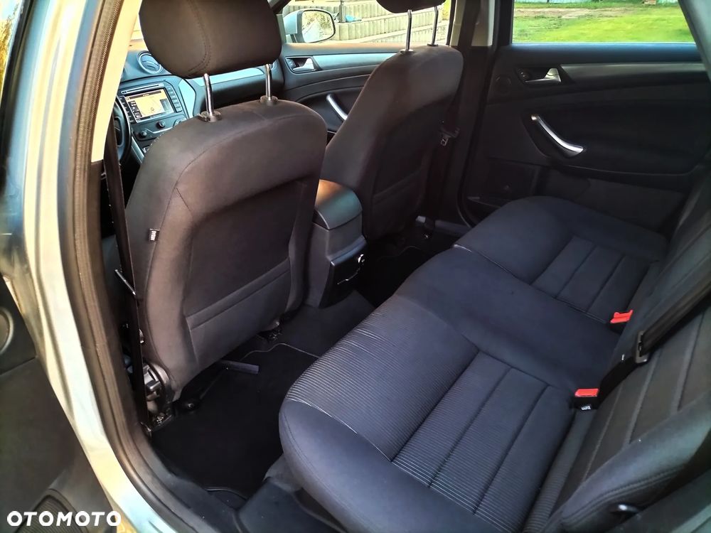 Ford Mondeo 2.0 TDCi Titanium - 23