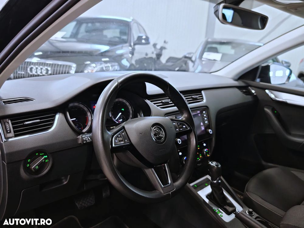 Skoda Octavia 1.6 TDI DSG Ambition - 6