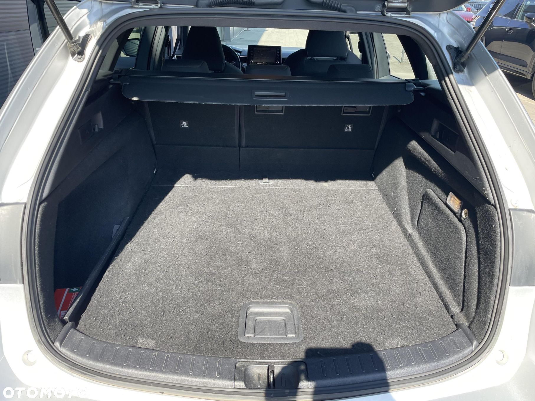 Toyota Corolla - 17