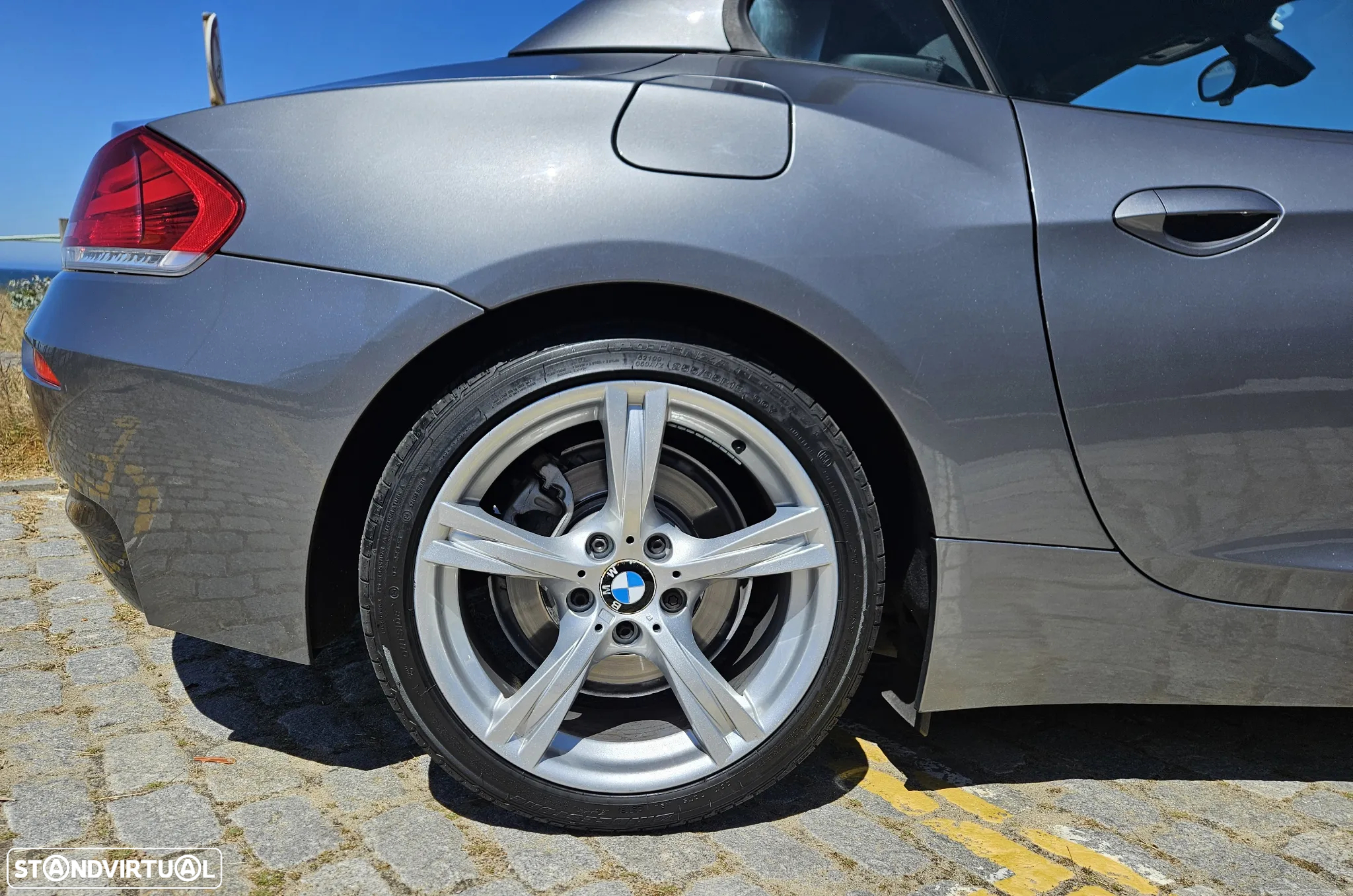 BMW Z4 23 i - 23