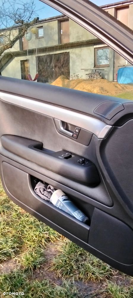 Audi A4 Limousine - 12