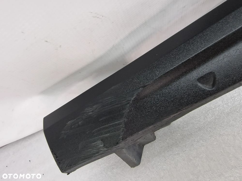 SEAT ARONA 6F9 17- LEWA LISTWA PROGOWA/ NAKŁADKA PROGU , NR 6F9853851 , NR AUKCJI PR337 - 8