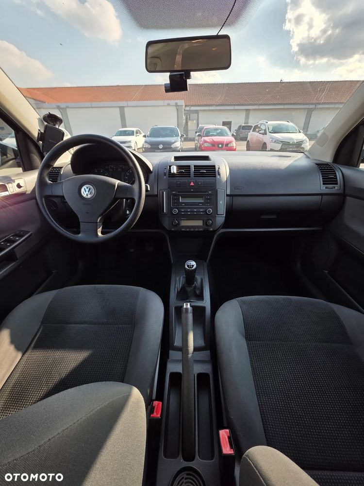 Volkswagen Polo 1.4 Comfortline - 19