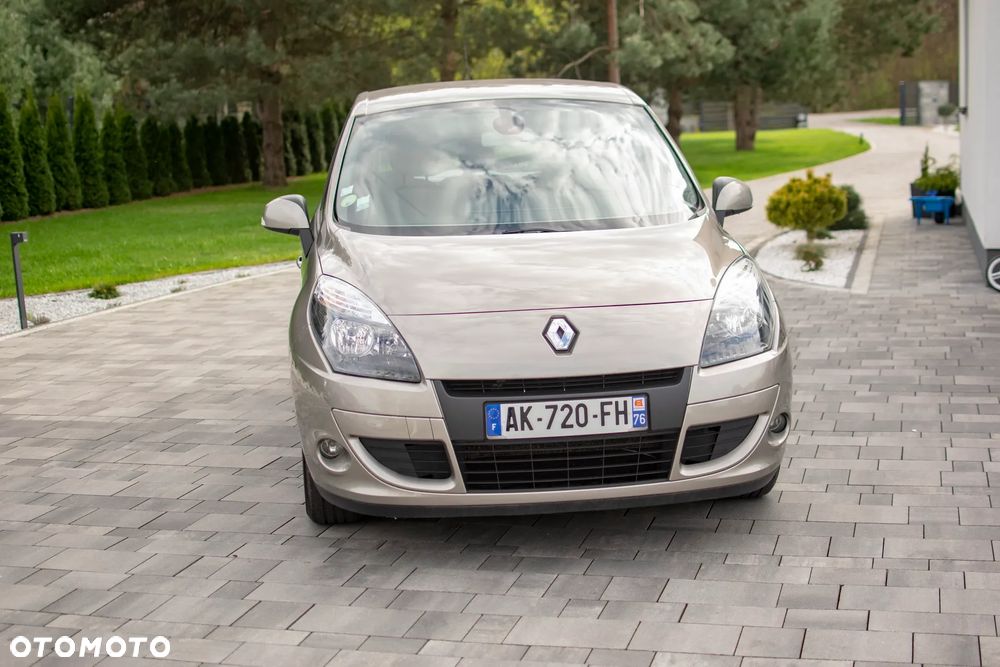 Renault Scenic - 10