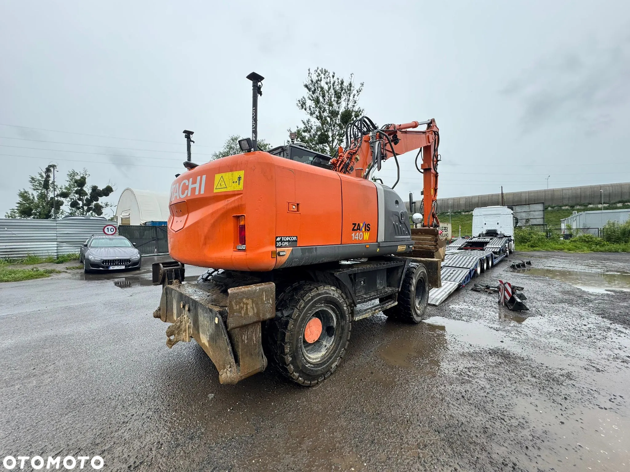 Hitachi ZX140 - 4