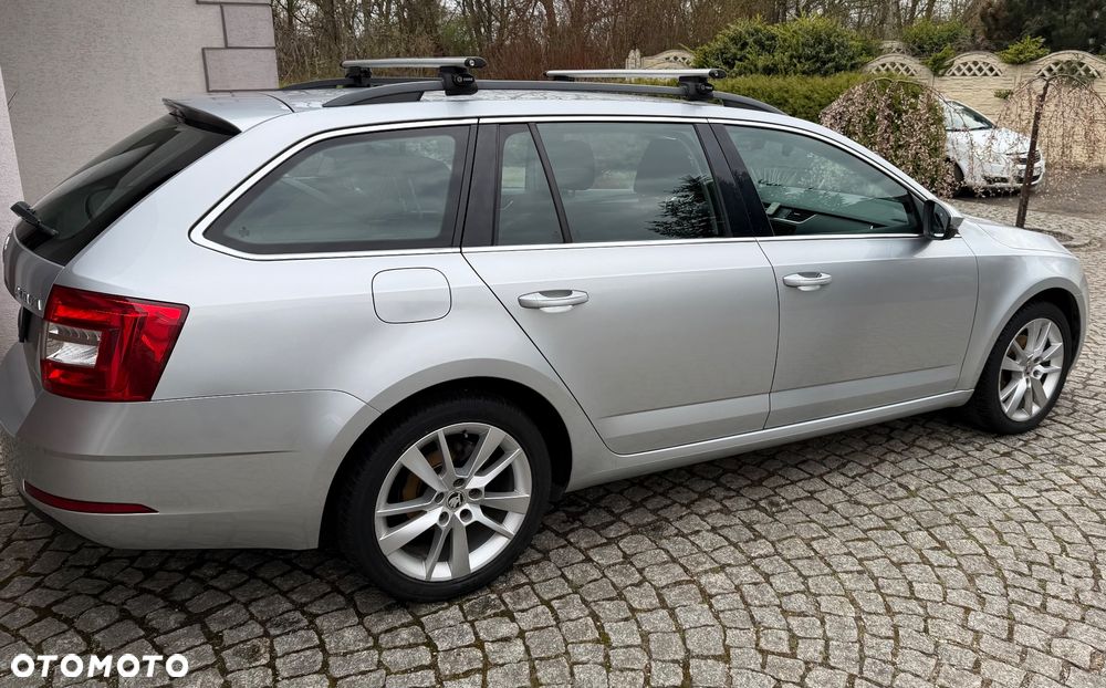 Skoda Octavia 2.0 TDI Style DSG - 8