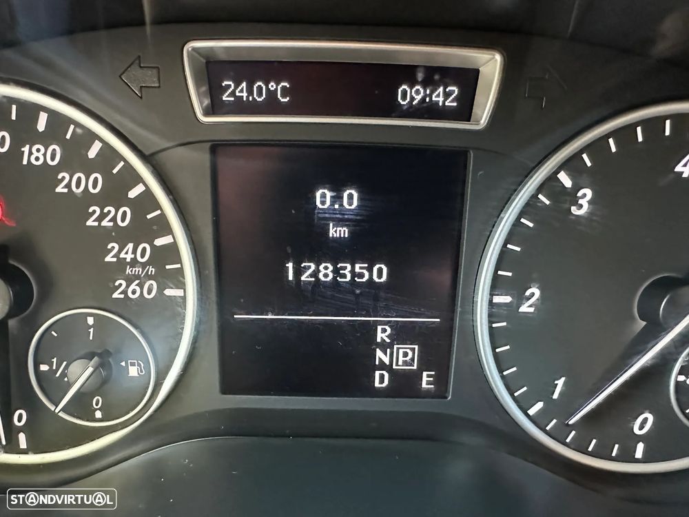 Mercedes-Benz B 180 - 45
