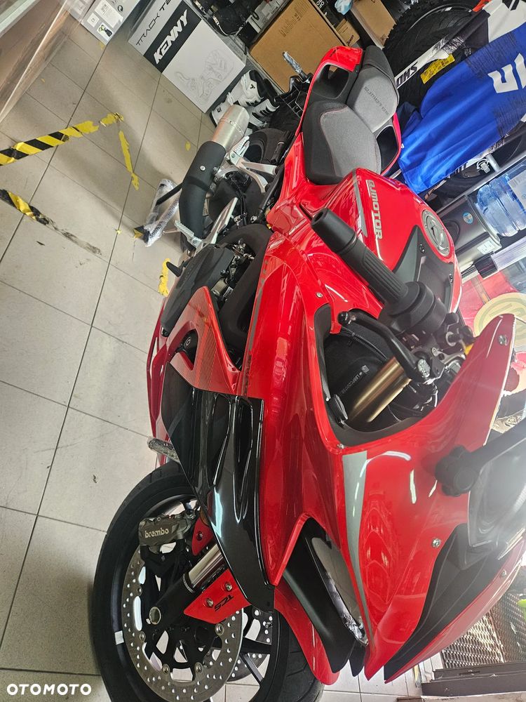 QJMOTOR SRK 800RR - 11