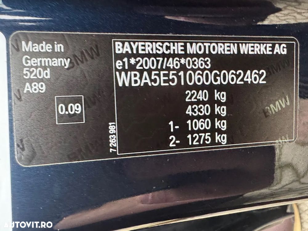 BMW Seria 5 520d Efficient Dynamics Edition Aut. Sport Line - 14