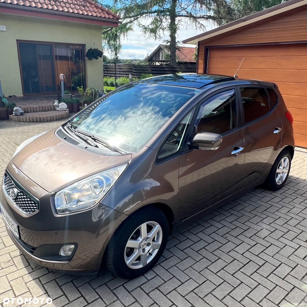 Kia Venga 1.6 CRDi 128 Fifa World Cup Edition - 5
