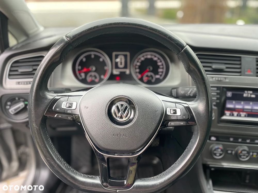 Volkswagen Golf 1.6 TDI BlueMotion Trendline - 9