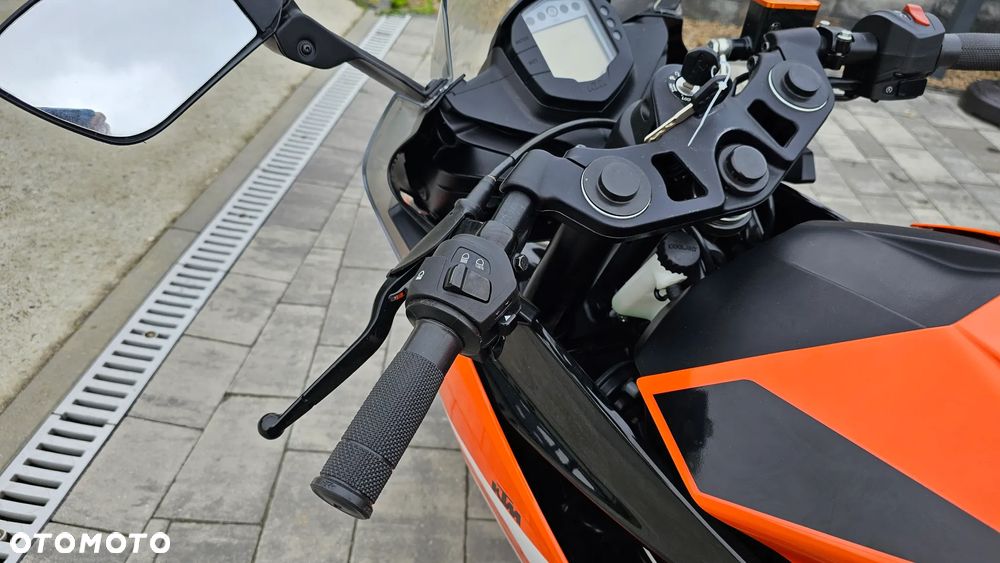 KTM RC 125 - 16