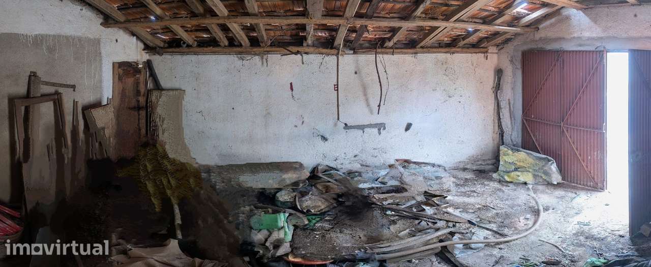 Moradia T1 situada em Casal dos Bernardos - Grande imagem: 4/16