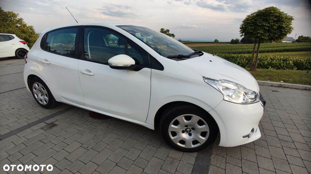Peugeot 208 1.6 e-HDi Active STT - 22