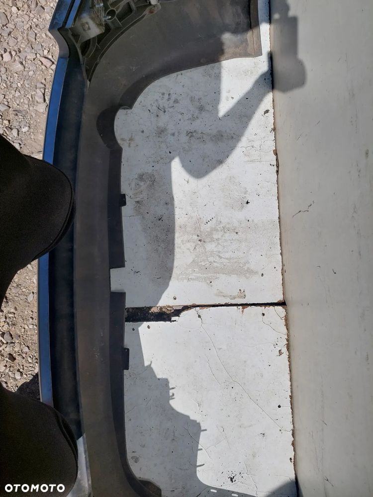 ZDERZAK TYŁ AUDI A4 B6 KOMBI AVANT LA7W - 4