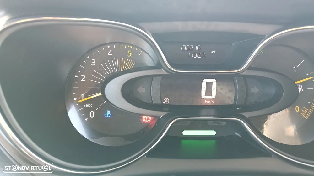 Renault Captur 1.5 dCi Helly Hansen - 12