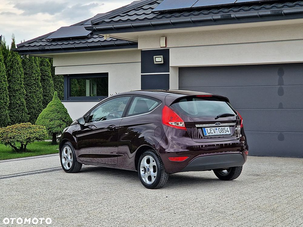 Ford Fiesta 1.25 Champions Edition - 19