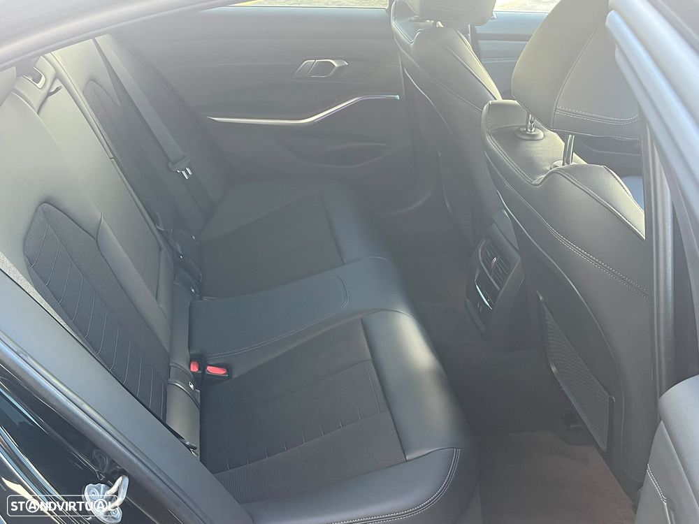 BMW 320 e Corporate Edition Auto - 41