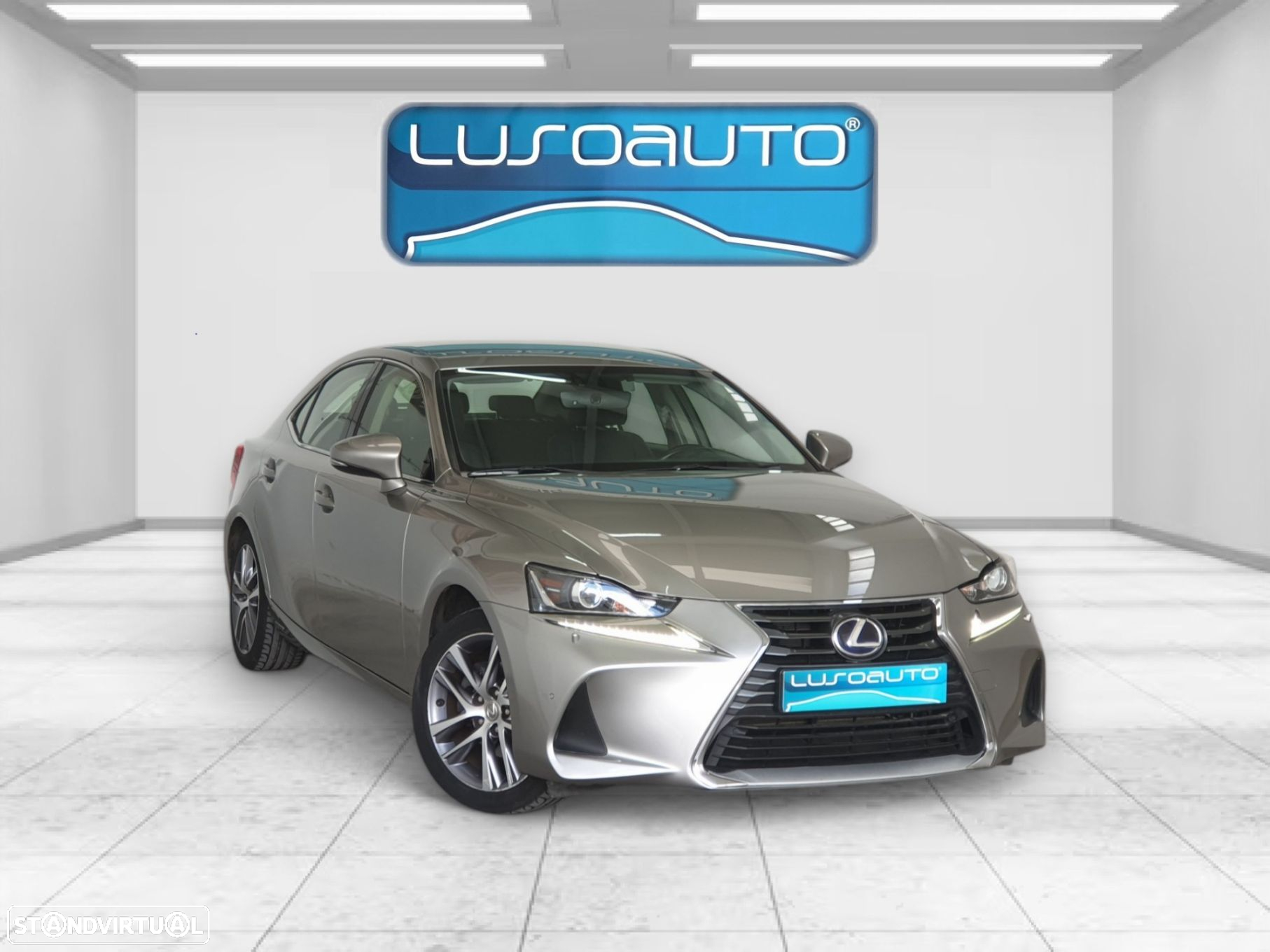Lexus IS 300H Sport Edition - 4