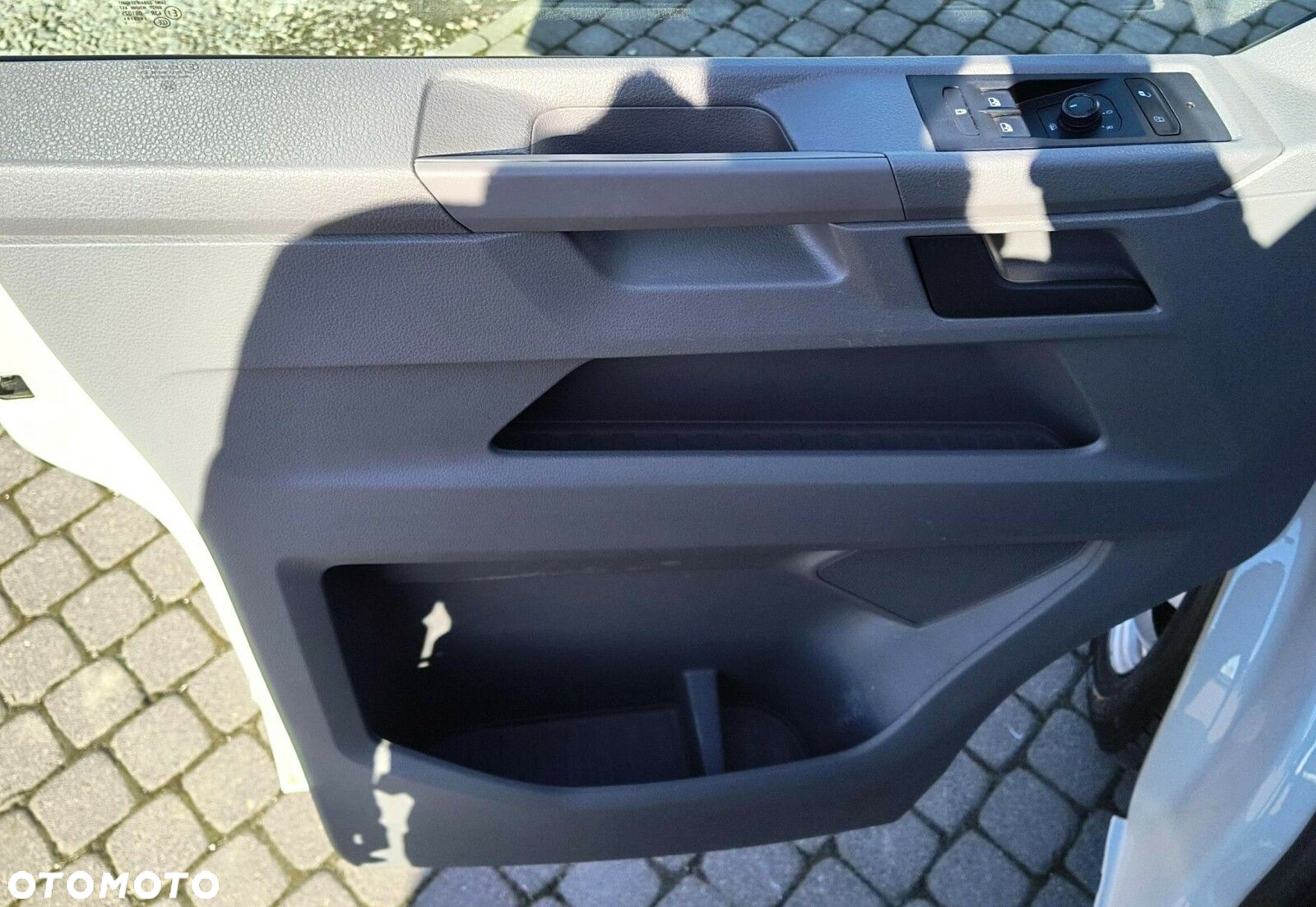 Volkswagen Caravelle 6.1 2.0 TDI L1 Comfortline DSG - 20
