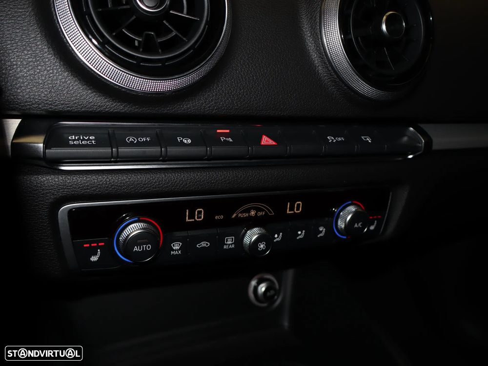 Audi A3 Sportback 1.6 TDI S-line - 26