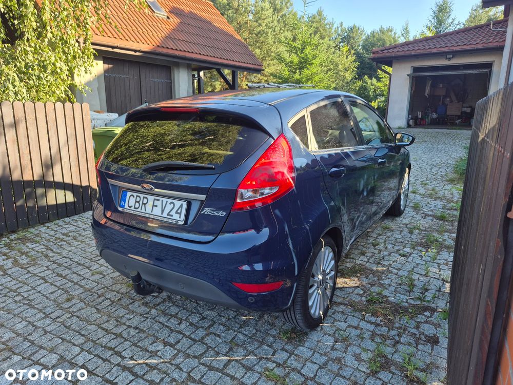 Ford Fiesta 1.6 Ghia - 5