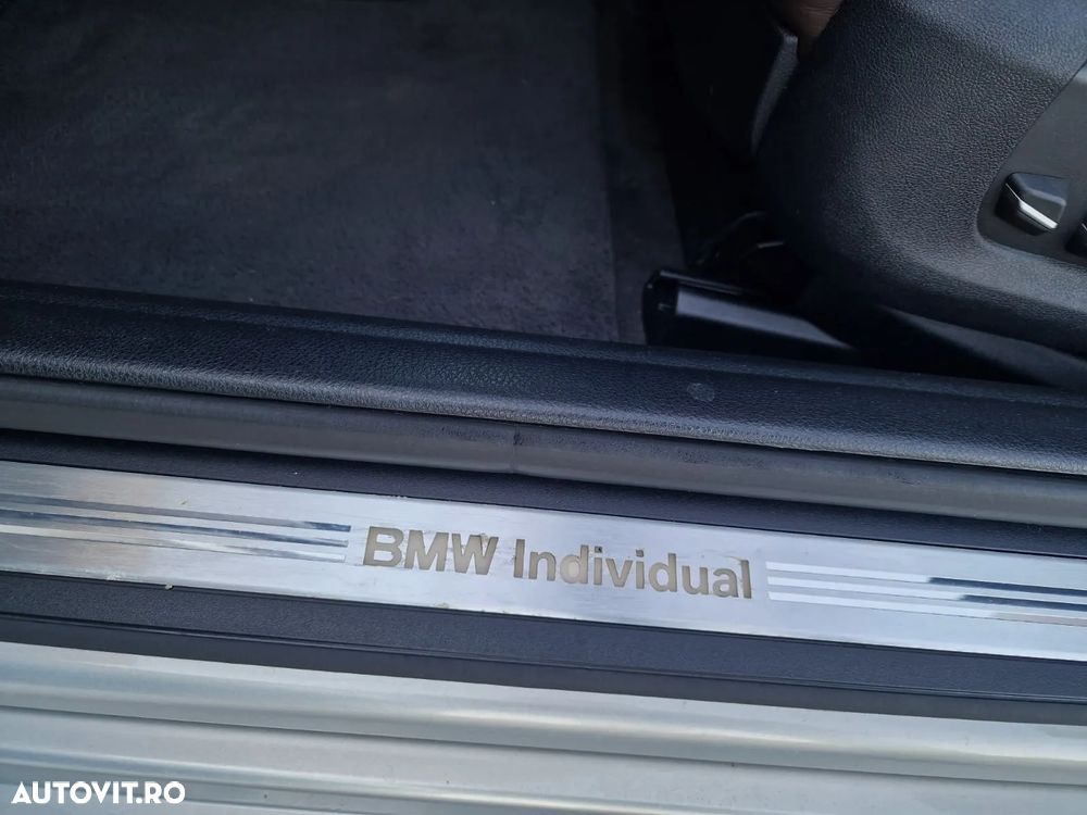 BMW Seria 5 520d - 25