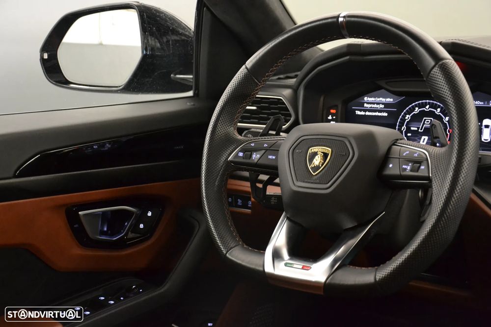 Lamborghini Urus - 24
