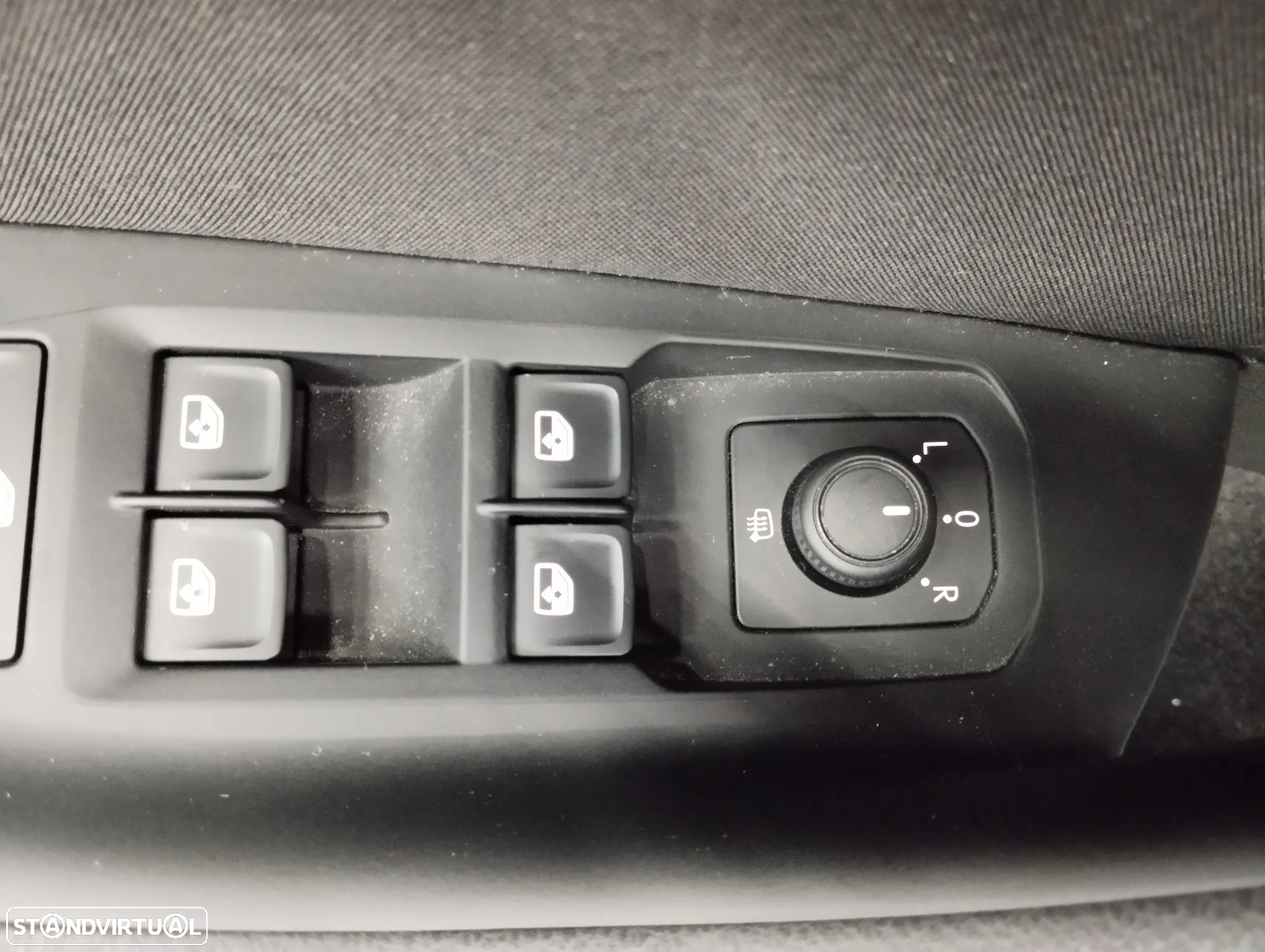 VW Passat Variant 2.0 TDi Business DSG - 16