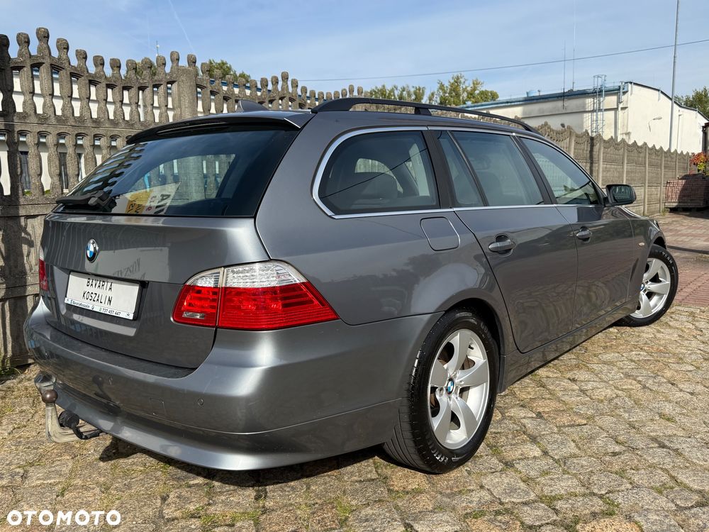 BMW Seria 5 525d - 2
