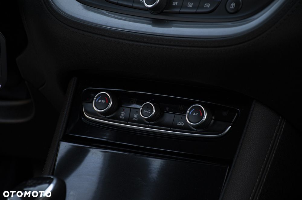 Opel Grandland X 1.2 Start/Stop INNOVATION - 20