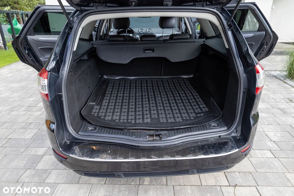 Ford Mondeo 1.6 TDCi ECOnetic Start-Stopp Ambiente - 19