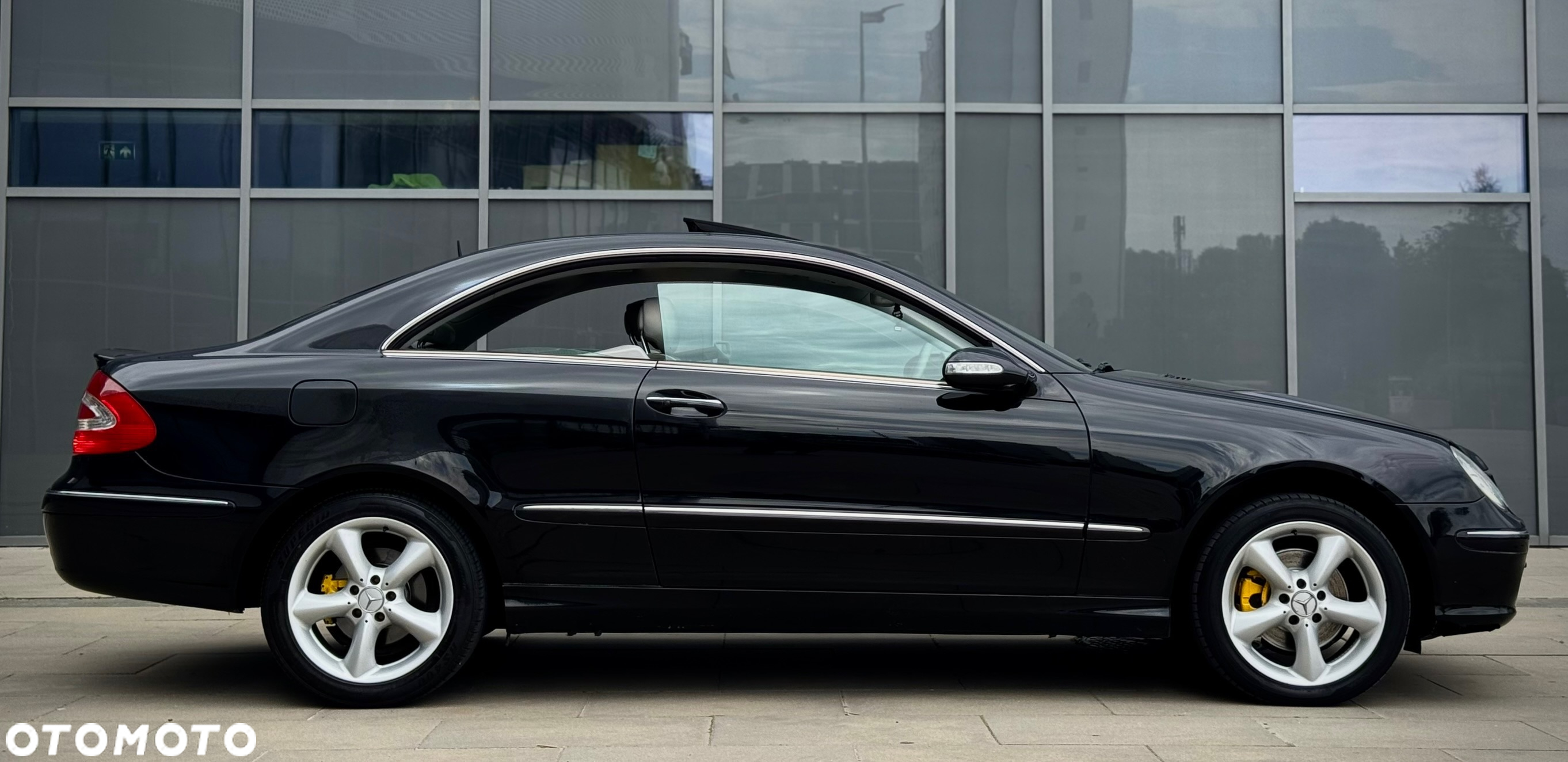 Mercedes-Benz CLK - 9