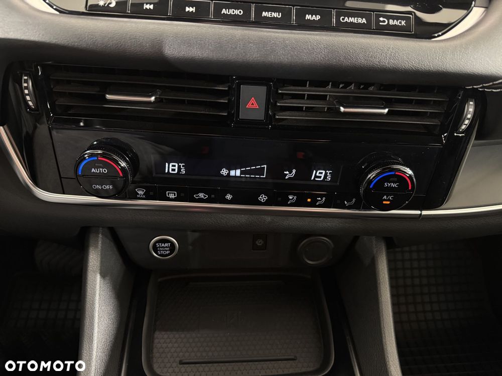 Nissan Qashqai - 23