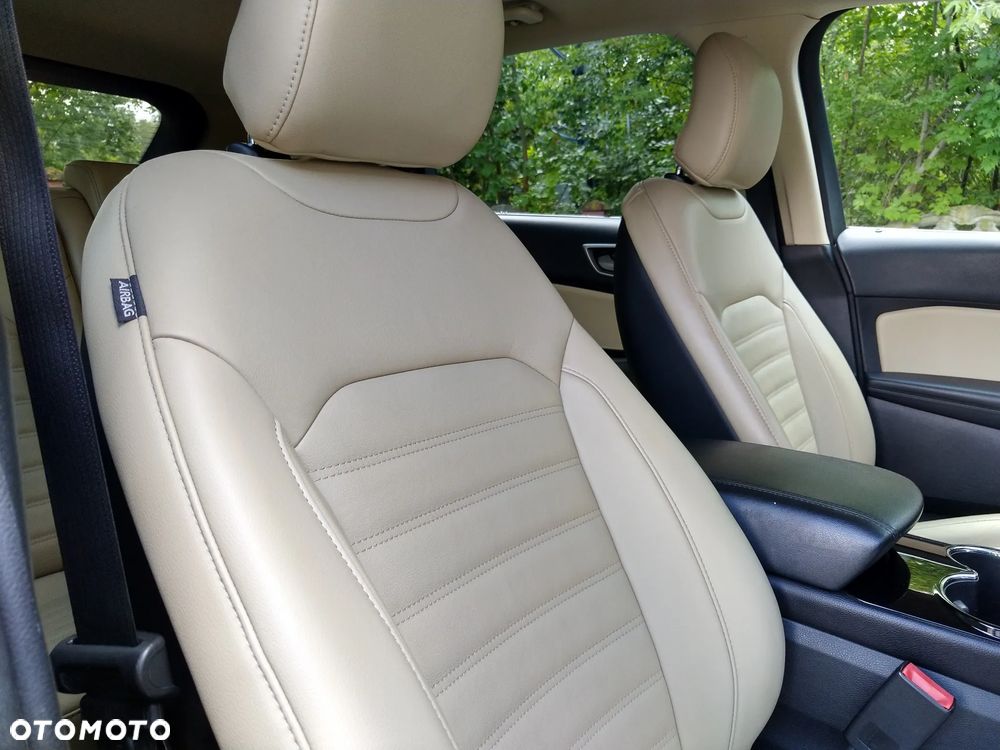 Ford Edge - 4