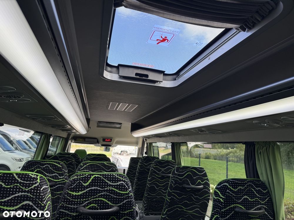 Mercedes-Benz Sprinter 519 - 26
