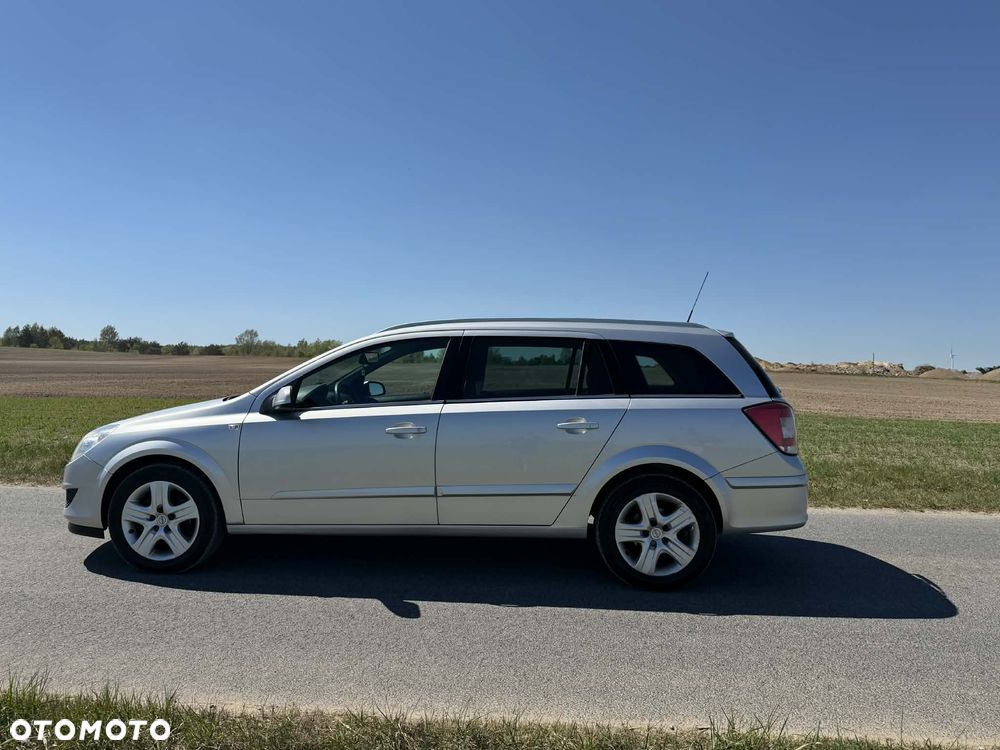 Opel Astra - 4