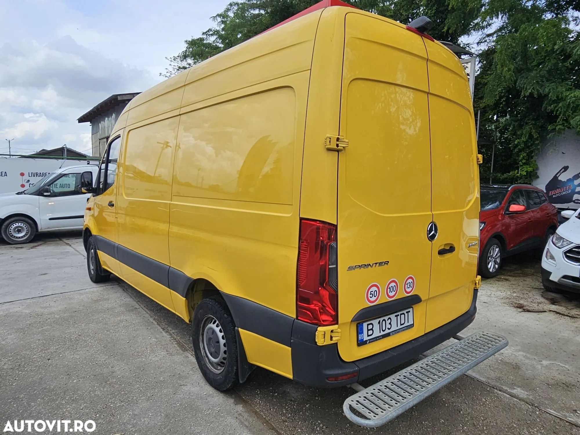 Mercedes-Benz Sprinter - 8