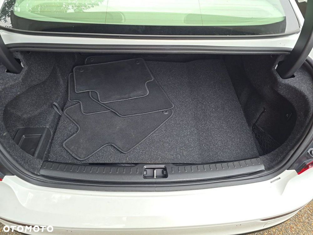 Volvo S60 B5 B AWD Inscription - 14