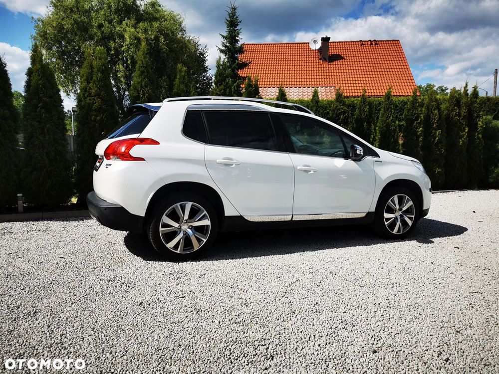 Peugeot 2008 e-HDi FAP 115 STOP & START Allure - 8
