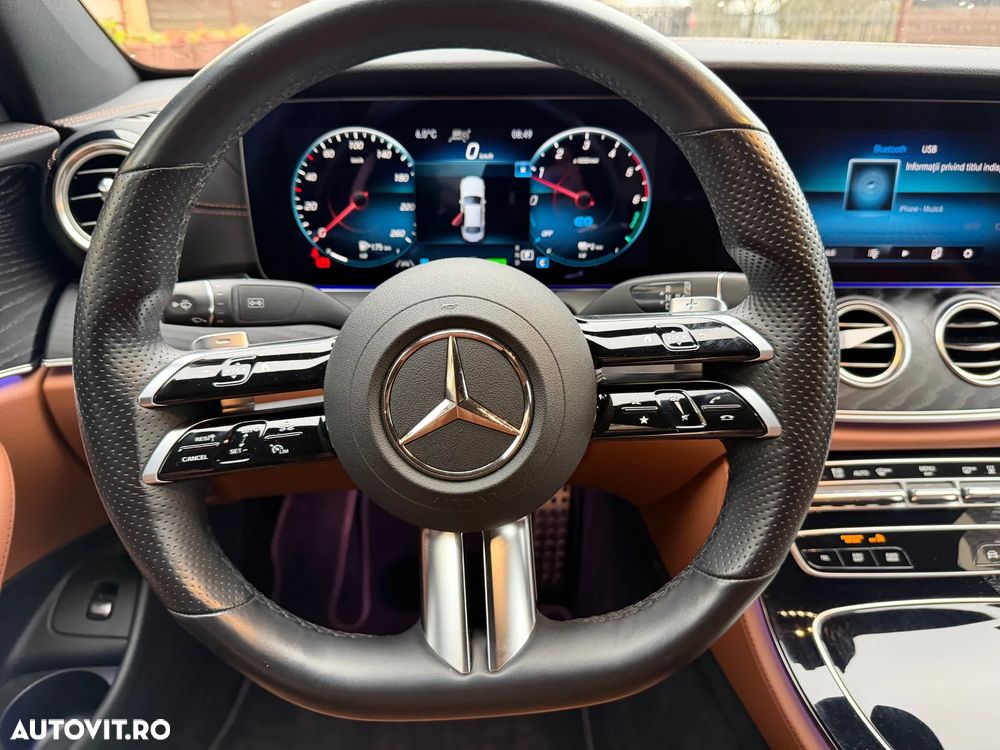 Mercedes-Benz E 300 de Aut. - 29